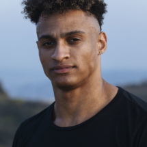 MV5BODdhODM0ZWMtOWYyYi00ZGY4LWE5ZGQtYjY4YTI0ODlhMTQzXkEyXkFqcGdeQXVyMTA1MzE3NjEw._V1_ MV5BODdhODM0ZWMtOWYyYi00ZGY4LWE5ZGQtYjY4YTI0ODlhMTQzXkEyXkFqcGdeQXVyMTA1MzE3NjEw._V1_